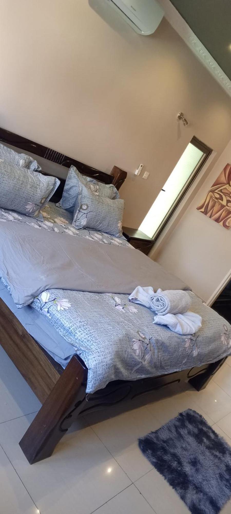 Emc Fully Furnished &Serviced Villas 4 Bedroom With Solar Power , Private Pool, Starlink Wifi ,Aircons & Dstv 卢萨卡 外观 照片